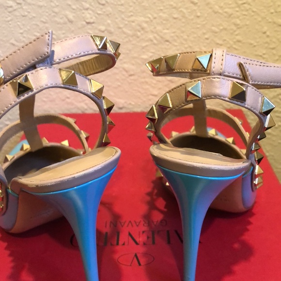 Valentino Rockstud Studded T-strap Cage Sandal Pumps Size 39 - Picture 13 of 14